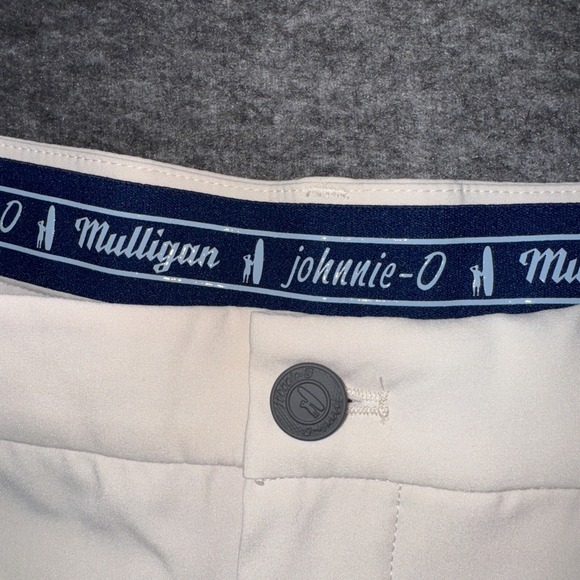 Johnnie-O Men Mulligan Performance Woven Short Golf Chino Stone Beige Sz 40 NEW - Picture 4 of 10